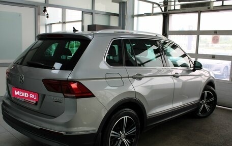 Volkswagen Tiguan II, 2016 год, 2 450 000 рублей, 2 фотография