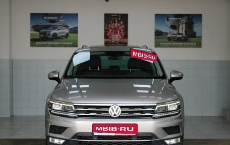 Volkswagen Tiguan II, 2016 год, 2 450 000 рублей, 17 фотография