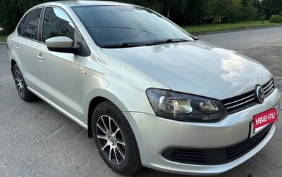 Volkswagen Polo VI (EU Market), 2013 год, 700 000 рублей, 1 фотография