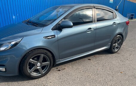 KIA Rio III рестайлинг, 2015 год, 900 000 рублей, 4 фотография