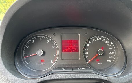 Volkswagen Polo VI (EU Market), 2013 год, 700 000 рублей, 10 фотография