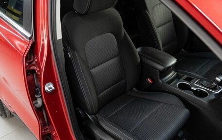 KIA Sportage IV рестайлинг, 2019 год, 2 349 000 рублей, 16 фотография