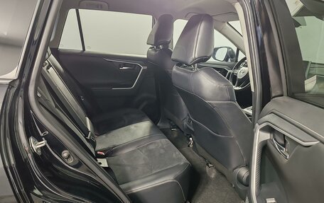 Toyota RAV4, 2020 год, 2 799 000 рублей, 17 фотография