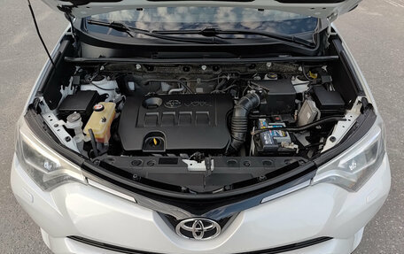Toyota RAV4, 2018 год, 2 190 000 рублей, 9 фотография