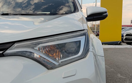 Toyota RAV4, 2018 год, 2 190 000 рублей, 17 фотография