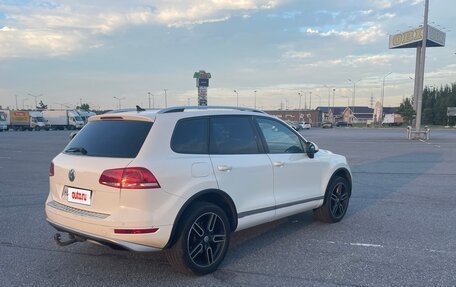 Volkswagen Touareg III, 2011 год, 1 699 000 рублей, 4 фотография