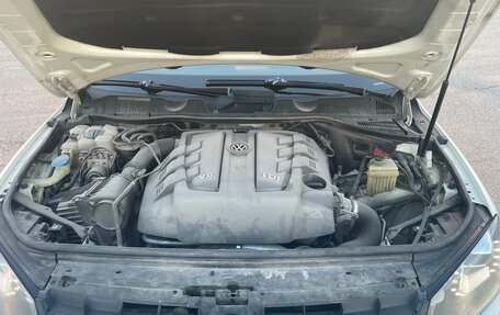 Volkswagen Touareg III, 2011 год, 1 699 000 рублей, 14 фотография