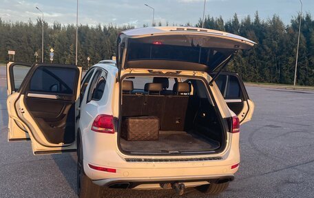 Volkswagen Touareg III, 2011 год, 1 699 000 рублей, 12 фотография
