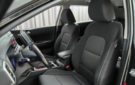 KIA Sportage IV рестайлинг, 2019 год, 2 499 000 рублей, 6 фотография