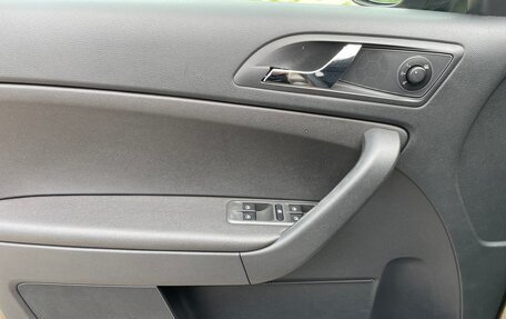Skoda Yeti I рестайлинг, 2012 год, 999 000 рублей, 17 фотография