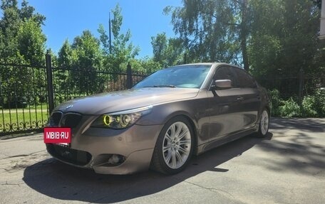 BMW 5 серия, 2005 год, 850 000 рублей, 2 фотография