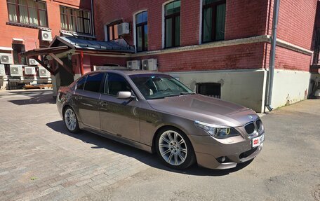 BMW 5 серия, 2005 год, 850 000 рублей, 3 фотография