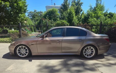 BMW 5 серия, 2005 год, 850 000 рублей, 4 фотография