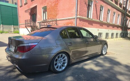 BMW 5 серия, 2005 год, 850 000 рублей, 6 фотография