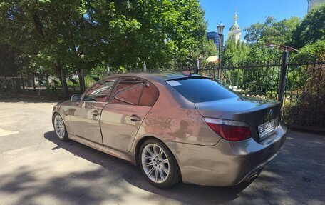 BMW 5 серия, 2005 год, 850 000 рублей, 9 фотография