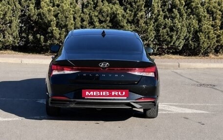 Hyundai Elantra, 2021 год, 1 580 000 рублей, 5 фотография