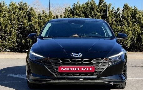 Hyundai Elantra, 2021 год, 1 580 000 рублей, 2 фотография