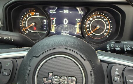 Jeep Wrangler, 2024 год, 6 380 000 рублей, 22 фотография