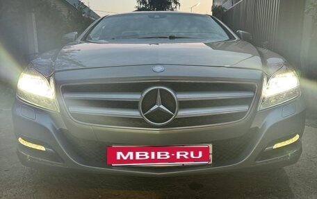 Mercedes-Benz CLS, 2012 год, 2 100 000 рублей, 3 фотография