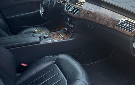 Mercedes-Benz CLS, 2012 год, 2 100 000 рублей, 9 фотография