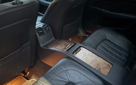 Mercedes-Benz CLS, 2012 год, 2 100 000 рублей, 10 фотография
