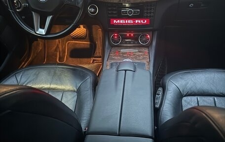 Mercedes-Benz CLS, 2012 год, 2 100 000 рублей, 8 фотография