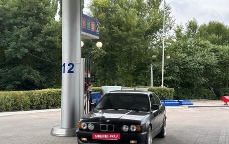 BMW 5 серия, 1989 год, 600 000 рублей, 37 фотография