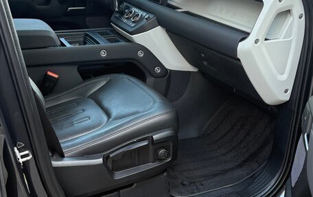 Land Rover Defender II, 2021 год, 6 300 000 рублей, 9 фотография