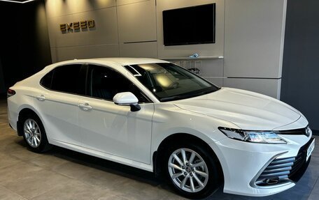 Toyota Camry, 2021 год, 2 650 000 рублей, 2 фотография