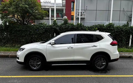 Nissan X-Trail, 2025 год, 2 450 000 рублей, 3 фотография