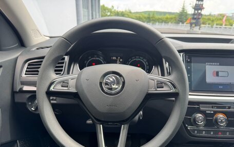 Skoda Kamiq I, 2023 год, 1 808 000 рублей, 8 фотография