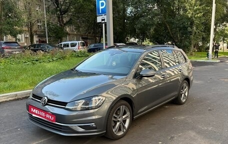 Volkswagen Golf VII, 2018 год, 2 050 000 рублей, 2 фотография