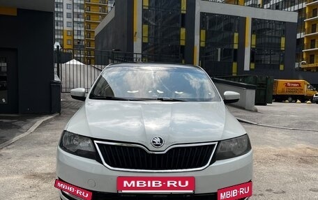 Skoda Rapid I, 2017 год, 750 000 рублей, 2 фотография