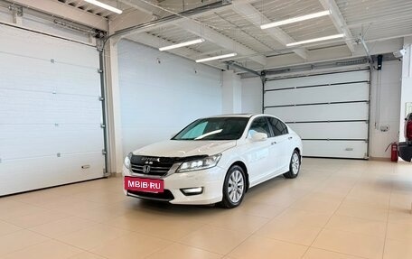 Honda Accord IX рестайлинг, 2013 год, 1 799 000 рублей, 2 фотография