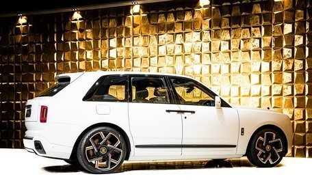 Rolls-Royce Cullinan, 2026 год, 60 780 000 рублей, 2 фотография