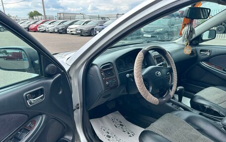 Toyota Avensis III рестайлинг, 2001 год, 399 000 рублей, 10 фотография