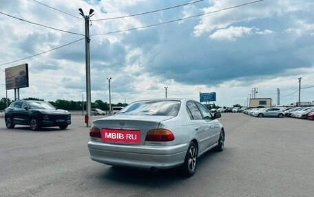 Toyota Avensis III рестайлинг, 2001 год, 399 000 рублей, 6 фотография