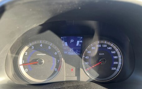 Hyundai Solaris II рестайлинг, 2012 год, 835 000 рублей, 3 фотография