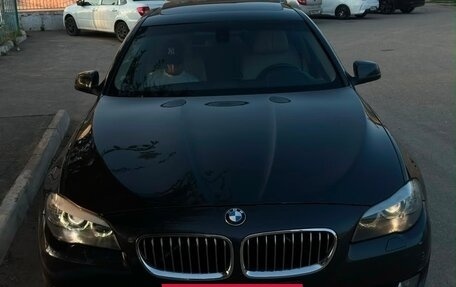 BMW 5 серия, 2011 год, 1 750 000 рублей, 3 фотография