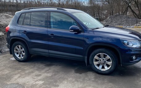 Volkswagen Tiguan I, 2013 год, 1 300 000 рублей, 2 фотография