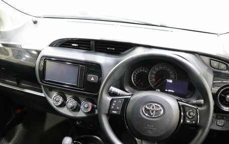 Toyota Vitz, 2019 год, 980 000 рублей, 14 фотография