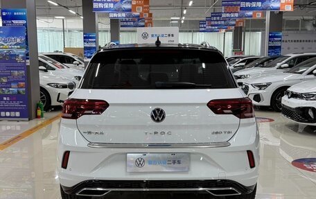Volkswagen T-Roc I, 2023 год, 1 550 000 рублей, 5 фотография