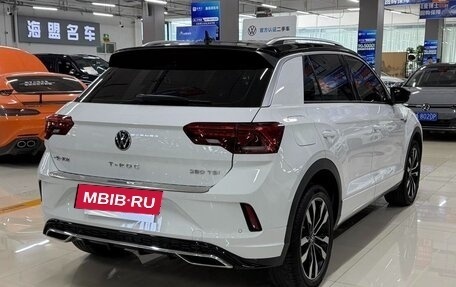Volkswagen T-Roc I, 2023 год, 1 550 000 рублей, 4 фотография