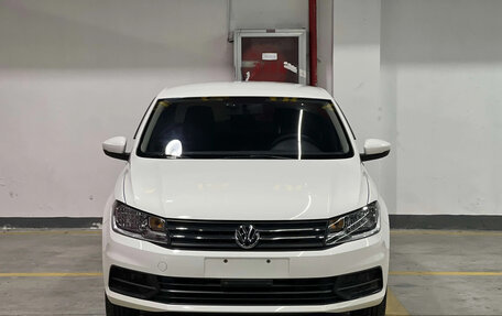 Volkswagen Santana, 2022 год, 900 007 рублей, 2 фотография