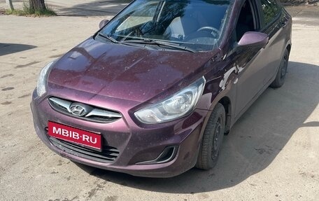 Hyundai Solaris II рестайлинг, 2014 год, 750 000 рублей, 1 фотография