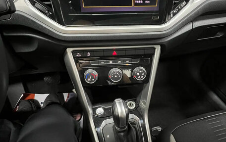 Volkswagen T-Roc I, 2023 год, 1 707 007 рублей, 10 фотография