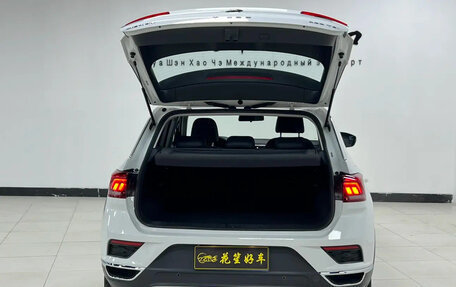 Volkswagen T-Roc I, 2023 год, 1 707 007 рублей, 14 фотография