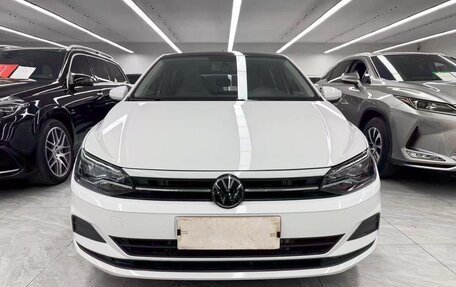 Volkswagen Polo, 2022 год, 960 000 рублей, 2 фотография