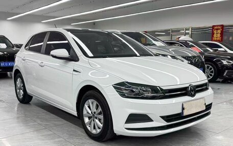 Volkswagen Polo, 2022 год, 960 000 рублей, 3 фотография