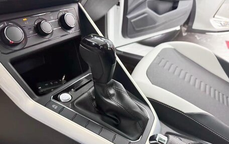 Volkswagen Polo, 2022 год, 960 000 рублей, 14 фотография